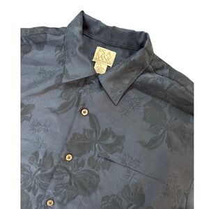 Jos. A. Bank Mens Large Black Floral Jacquard Short Sleeve Button Down‎ Shirt